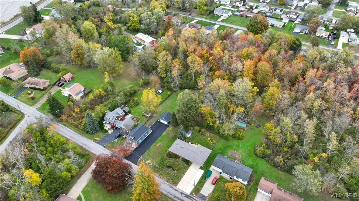 5683 Dover Road, Hamburg, New York 14085, Hamburg, New York 14085, 5 Bedrooms Bedrooms, 8 Rooms Rooms,2 BathroomsBathrooms,Residential,For Sale,5683 Dover Road, Hamburg, New York 14085,0,B1645703