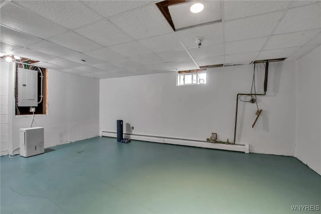 4180 Day Road, Lockport Town, New York 14094, Lockport Town, New York 14094, 2 Bedrooms Bedrooms, 5 Rooms Rooms,1 BathroomBathrooms,Residential,For Sale,4180 Day Road, Lockport Town, New York 14094,0,B1647416