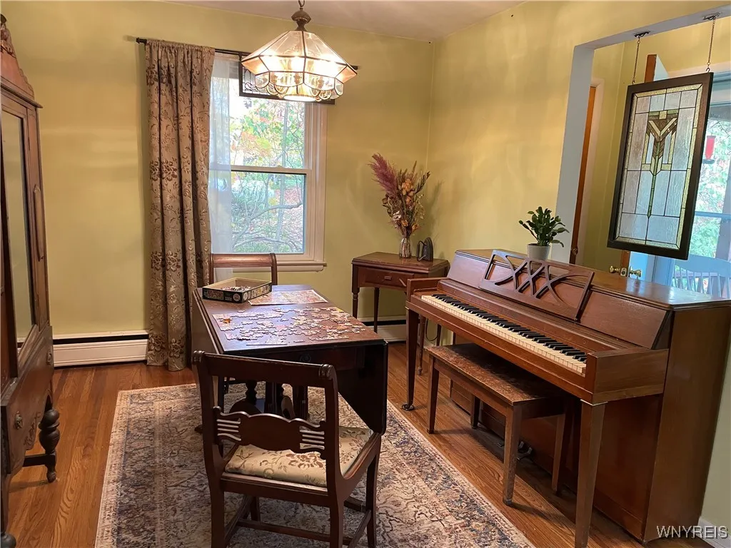 4180 Day Road, Lockport Town, New York 14094, Lockport Town, New York 14094, 2 Bedrooms Bedrooms, 5 Rooms Rooms,1 BathroomBathrooms,Residential,For Sale,4180 Day Road, Lockport Town, New York 14094,0,B1647416