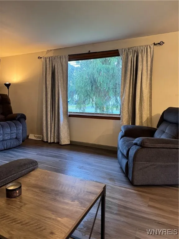 495 Reserve Road, West Seneca, New York 14224, West Seneca, New York 14224, 3 Bedrooms Bedrooms, 5 Rooms Rooms,1 BathroomBathrooms,Residential,For Sale,495 Reserve Road, West Seneca, New York 14224,0,B1647134