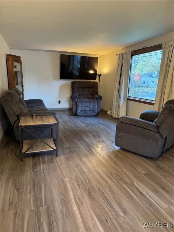 495 Reserve Road, West Seneca, New York 14224, West Seneca, New York 14224, 3 Bedrooms Bedrooms, 5 Rooms Rooms,1 BathroomBathrooms,Residential,For Sale,495 Reserve Road, West Seneca, New York 14224,0,B1647134