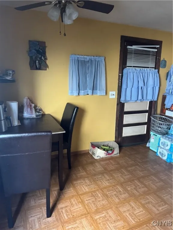 lower floor kitchen