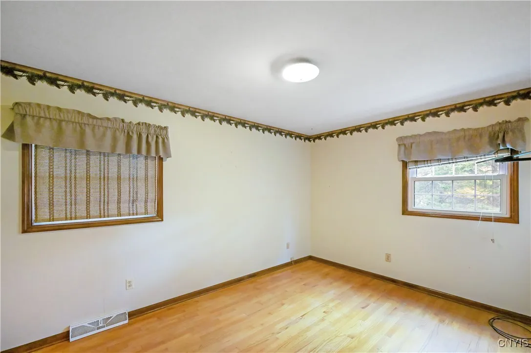 130 Hayes Circle, Trenton, New York 13304, Trenton, New York 13304, 3 Bedrooms Bedrooms, 9 Rooms Rooms,1 BathroomBathrooms,Residential,For Sale,130 Hayes Circle, Trenton, New York 13304,0,S1647485