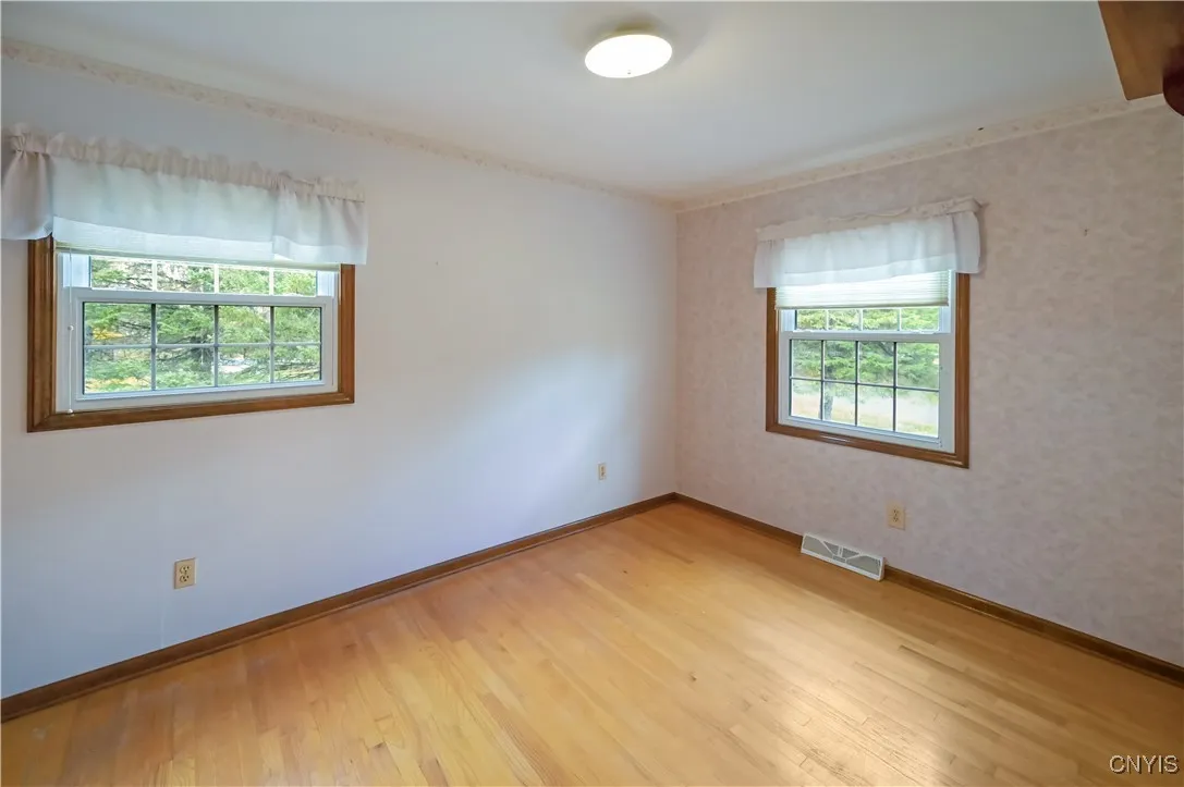 130 Hayes Circle, Trenton, New York 13304, Trenton, New York 13304, 3 Bedrooms Bedrooms, 9 Rooms Rooms,1 BathroomBathrooms,Residential,For Sale,130 Hayes Circle, Trenton, New York 13304,0,S1647485