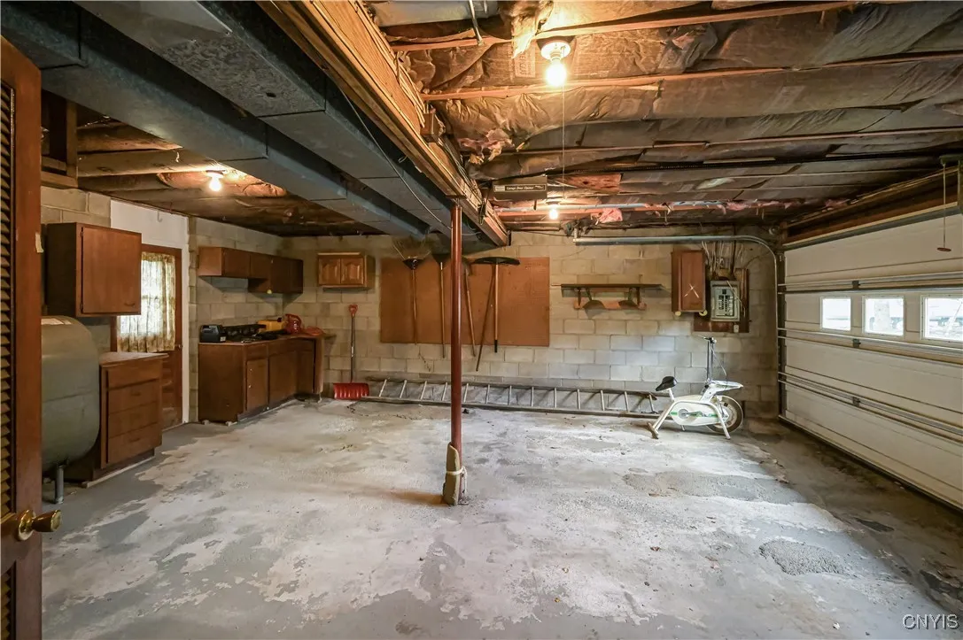 130 Hayes Circle, Trenton, New York 13304, Trenton, New York 13304, 3 Bedrooms Bedrooms, 9 Rooms Rooms,1 BathroomBathrooms,Residential,For Sale,130 Hayes Circle, Trenton, New York 13304,0,S1647485