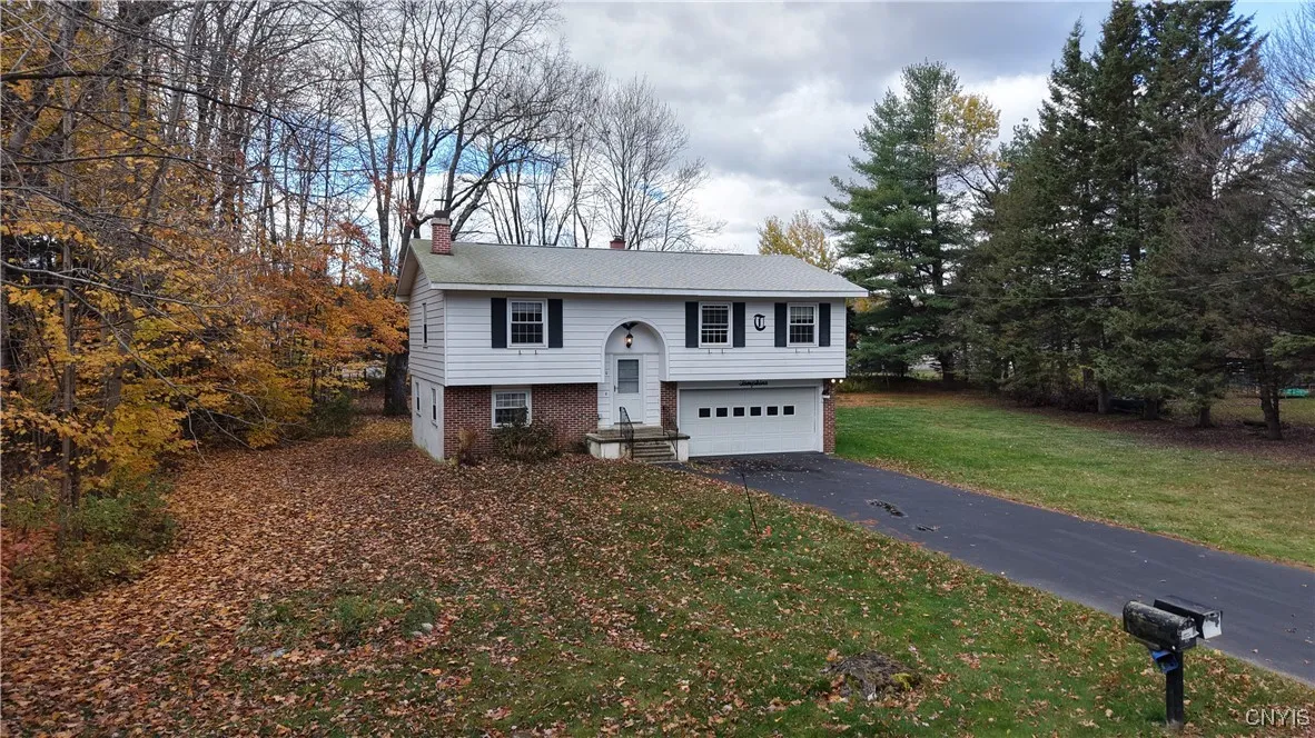 130 Hayes Circle, Trenton, New York 13304, Trenton, New York 13304, 3 Bedrooms Bedrooms, 9 Rooms Rooms,1 BathroomBathrooms,Residential,For Sale,130 Hayes Circle, Trenton, New York 13304,0,S1647485