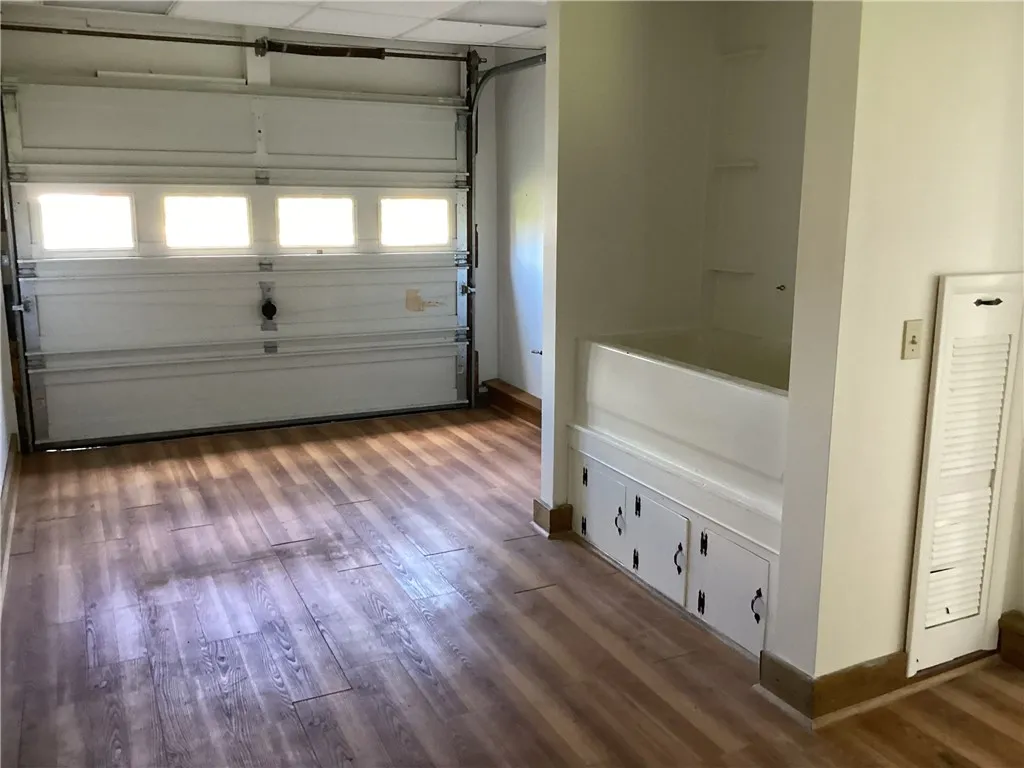 1541 Oak Openings Road, Avon, New York 14414, Avon, New York 14414, 4 Bedrooms Bedrooms, 8 Rooms Rooms,2 BathroomsBathrooms,Residential,For Sale,1541 Oak Openings Road, Avon, New York 14414,0,R1647327