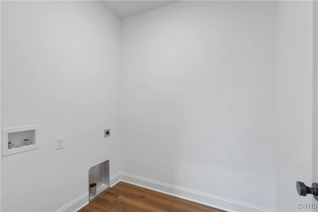 105 Terwillager Lane, Manlius, New York 13116, Manlius, New York 13116, 3 Bedrooms Bedrooms, 11 Rooms Rooms,2 BathroomsBathrooms,Residential,For Sale,105 Terwillager Lane, Manlius, New York 13116,0,S1647525