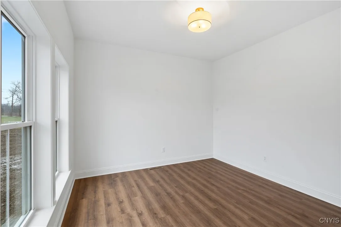 105 Terwillager Lane, Manlius, New York 13116, Manlius, New York 13116, 3 Bedrooms Bedrooms, 11 Rooms Rooms,2 BathroomsBathrooms,Residential,For Sale,105 Terwillager Lane, Manlius, New York 13116,0,S1647525