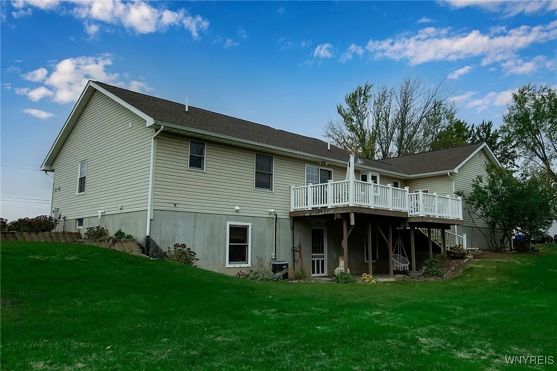 3911 Eagle Harbor Road, Albion, New York 14411, Albion, New York 14411, 3 Bedrooms Bedrooms, 7 Rooms Rooms,2 BathroomsBathrooms,Residential,For Sale,3911 Eagle Harbor Road, Albion, New York 14411,0,B1647524