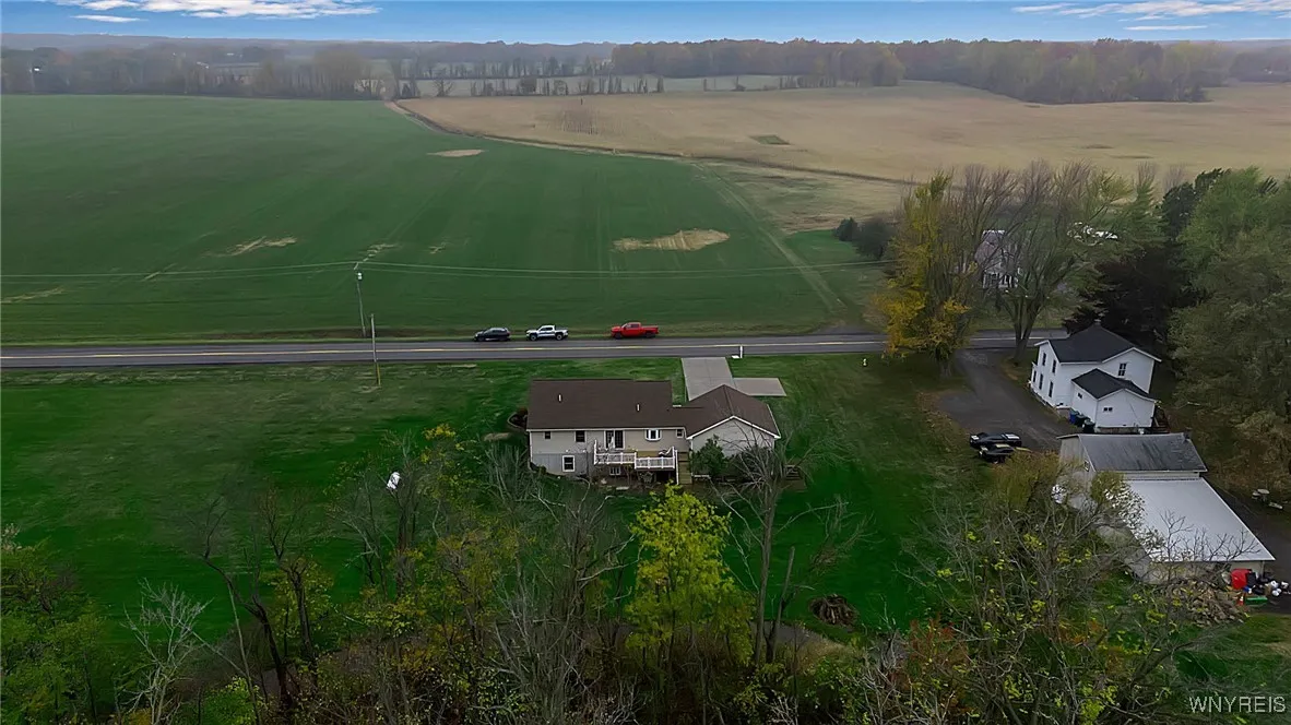 3911 Eagle Harbor Road, Albion, New York 14411, Albion, New York 14411, 3 Bedrooms Bedrooms, 7 Rooms Rooms,2 BathroomsBathrooms,Residential,For Sale,3911 Eagle Harbor Road, Albion, New York 14411,0,B1647524