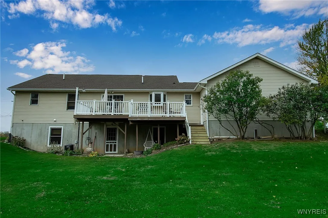 3911 Eagle Harbor Road, Albion, New York 14411, Albion, New York 14411, 3 Bedrooms Bedrooms, 7 Rooms Rooms,2 BathroomsBathrooms,Residential,For Sale,3911 Eagle Harbor Road, Albion, New York 14411,0,B1647524