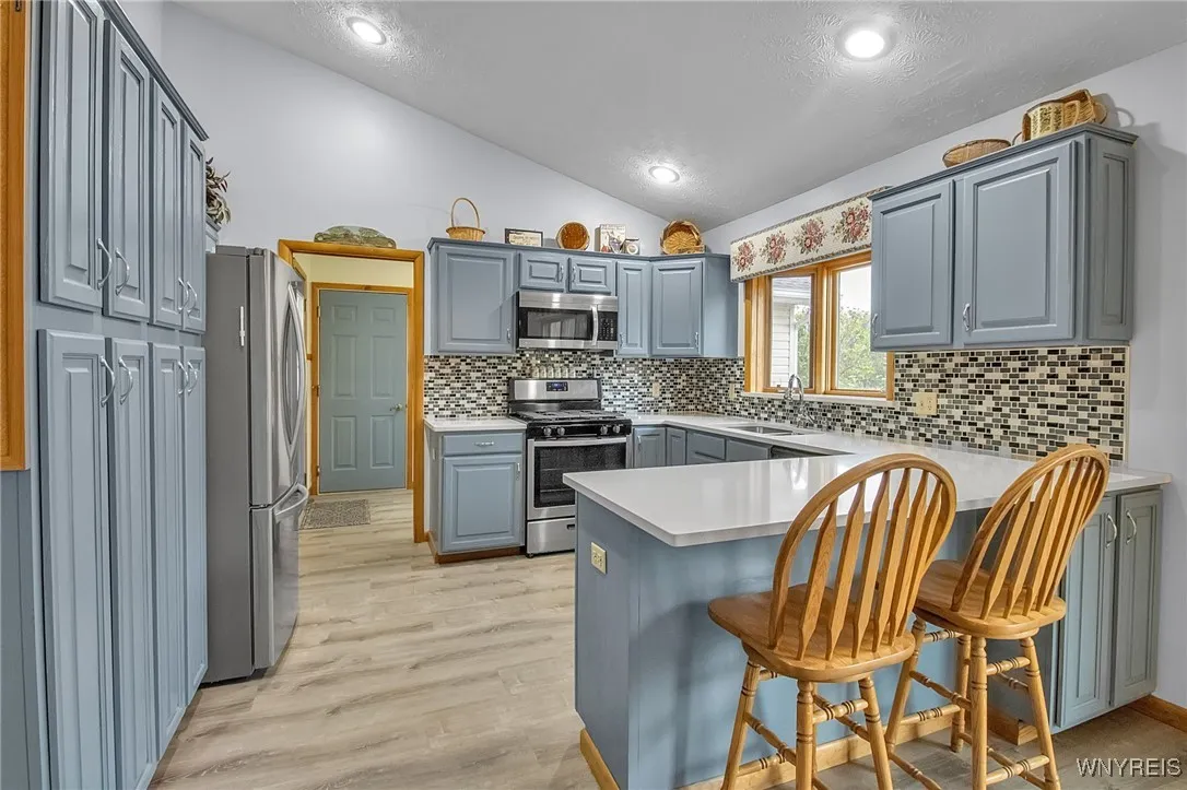 3911 Eagle Harbor Road, Albion, New York 14411, Albion, New York 14411, 3 Bedrooms Bedrooms, 7 Rooms Rooms,2 BathroomsBathrooms,Residential,For Sale,3911 Eagle Harbor Road, Albion, New York 14411,0,B1647524