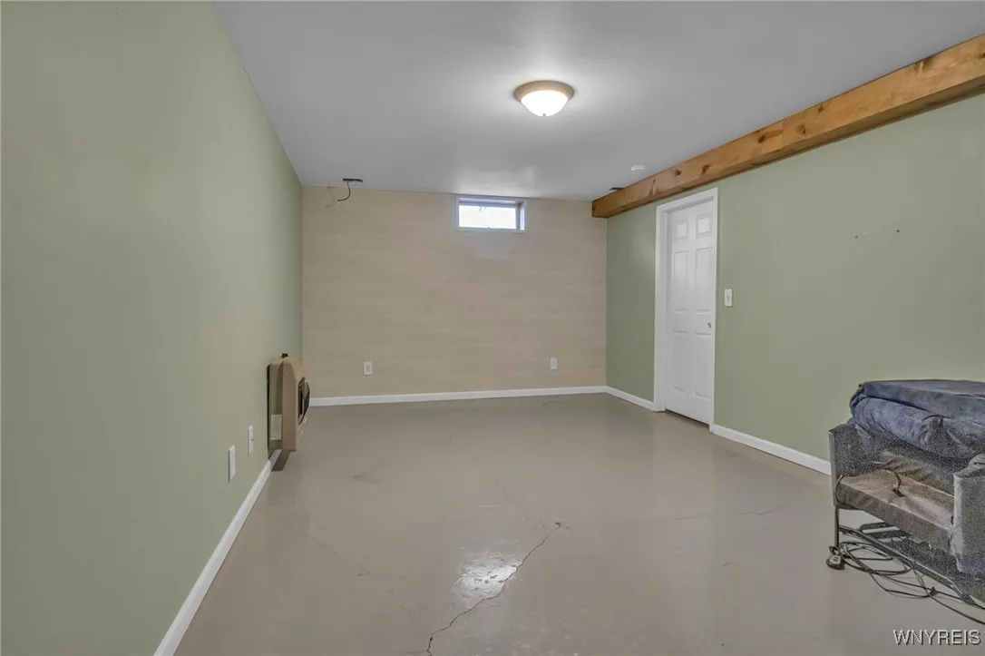 3911 Eagle Harbor Road, Albion, New York 14411, Albion, New York 14411, 3 Bedrooms Bedrooms, 7 Rooms Rooms,2 BathroomsBathrooms,Residential,For Sale,3911 Eagle Harbor Road, Albion, New York 14411,0,B1647524