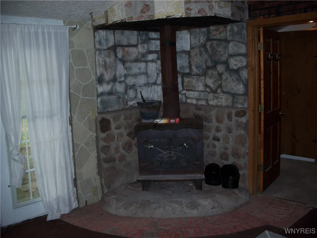 11536 Hunts Corners Road, Newstead, New York 14001, Newstead, New York 14001, 4 Bedrooms Bedrooms, 7 Rooms Rooms,1 BathroomBathrooms,Residential,For Sale,11536 Hunts Corners Road, Newstead, New York 14001,0,B1647543