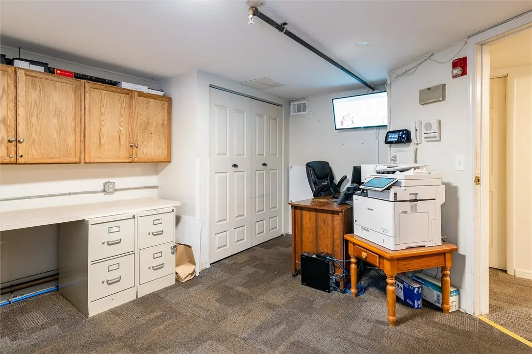 2729 Dewey Avenue, Greece, New York 14616, Greece, New York 14616, 5 Bedrooms Bedrooms, ,3 BathroomsBathrooms,Residential,For Sale,2729 Dewey Avenue, Greece, New York 14616,0,R1647518