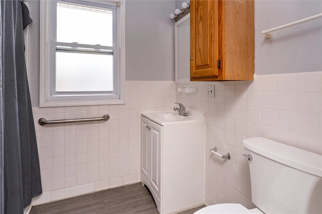 2729 Dewey Avenue, Greece, New York 14616, Greece, New York 14616, 5 Bedrooms Bedrooms, ,3 BathroomsBathrooms,Residential,For Sale,2729 Dewey Avenue, Greece, New York 14616,0,R1647518