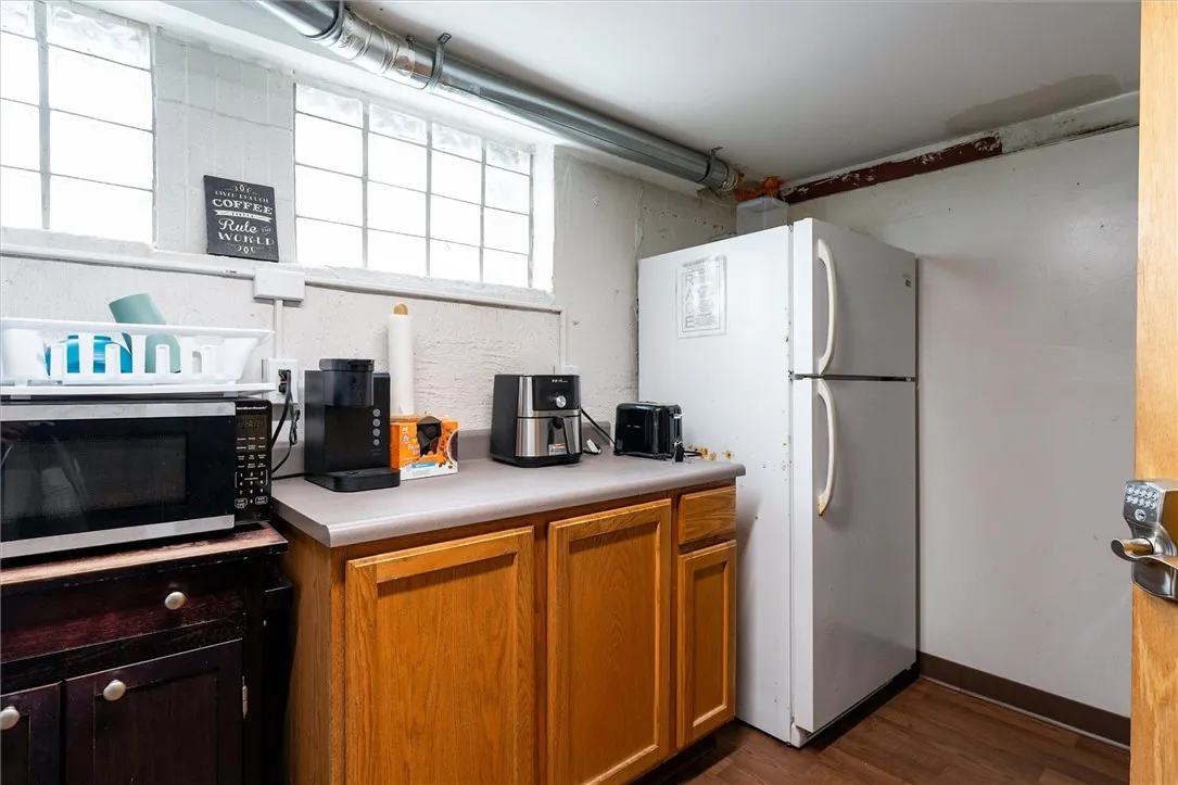 2729 Dewey Avenue, Greece, New York 14616, Greece, New York 14616, 5 Bedrooms Bedrooms, ,3 BathroomsBathrooms,Residential,For Sale,2729 Dewey Avenue, Greece, New York 14616,0,R1647518