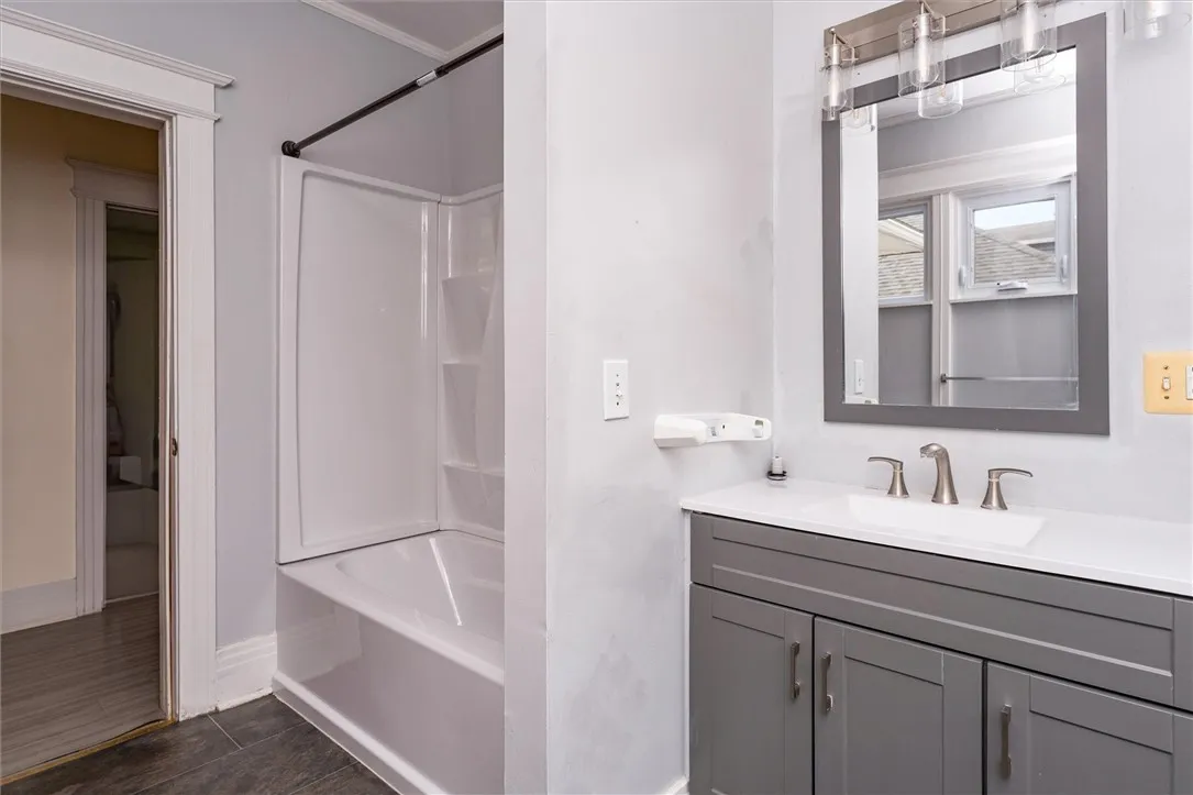 2729 Dewey Avenue, Greece, New York 14616, Greece, New York 14616, 5 Bedrooms Bedrooms, ,3 BathroomsBathrooms,Residential,For Sale,2729 Dewey Avenue, Greece, New York 14616,0,R1647518