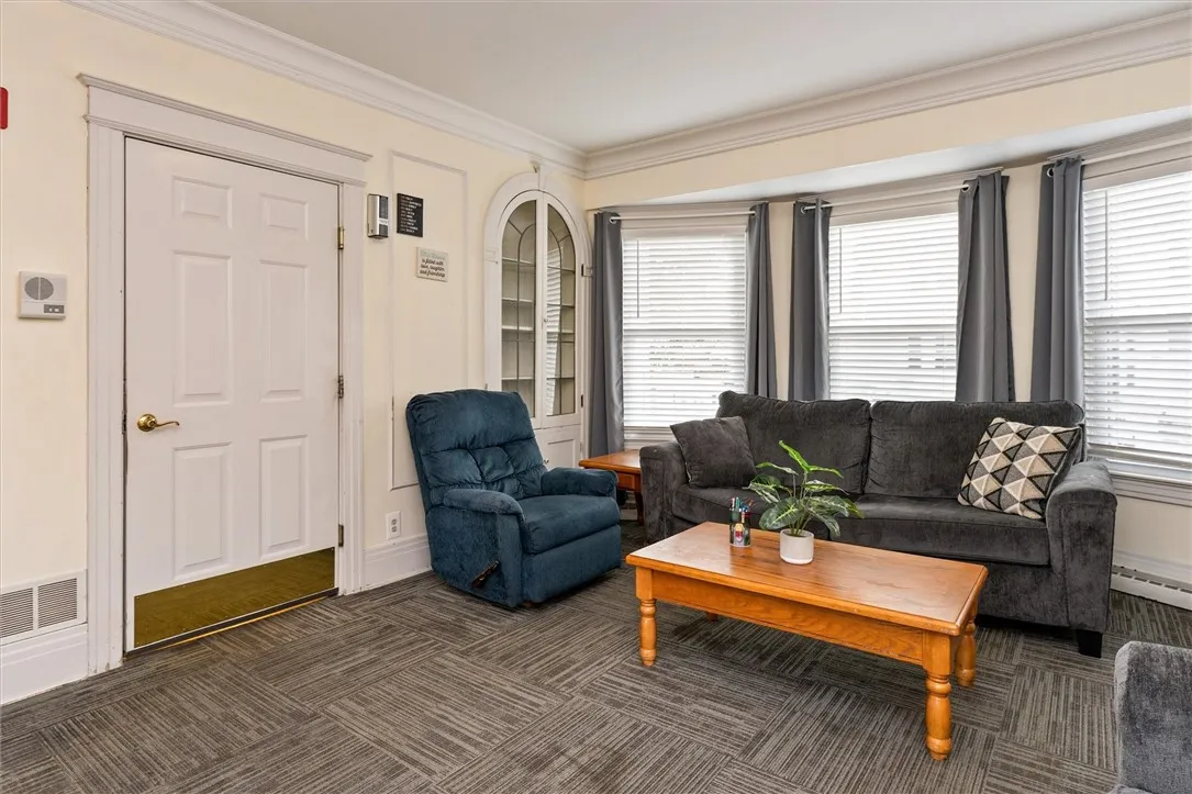 2729 Dewey Avenue, Greece, New York 14616, Greece, New York 14616, 5 Bedrooms Bedrooms, ,3 BathroomsBathrooms,Residential,For Sale,2729 Dewey Avenue, Greece, New York 14616,0,R1647518