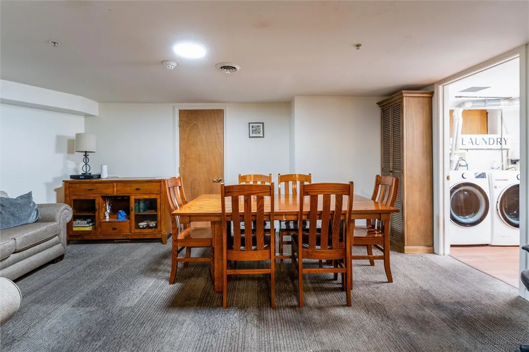 2729 Dewey Avenue, Greece, New York 14616, Greece, New York 14616, 5 Bedrooms Bedrooms, ,3 BathroomsBathrooms,Residential,For Sale,2729 Dewey Avenue, Greece, New York 14616,0,R1647518