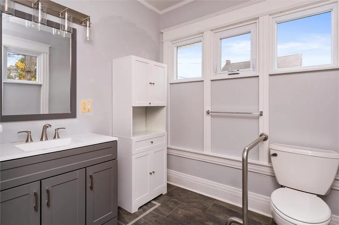 2729 Dewey Avenue, Greece, New York 14616, Greece, New York 14616, 5 Bedrooms Bedrooms, ,3 BathroomsBathrooms,Residential,For Sale,2729 Dewey Avenue, Greece, New York 14616,0,R1647518