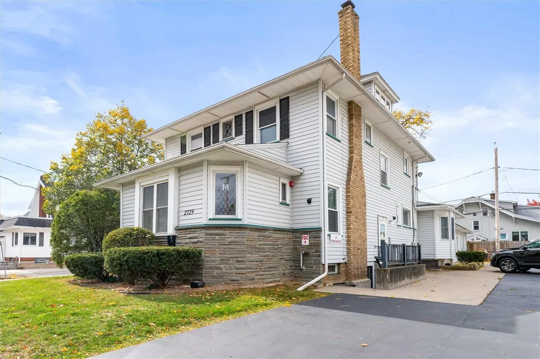 2729 Dewey Avenue, Greece, New York 14616, Greece, New York 14616, 5 Bedrooms Bedrooms, ,3 BathroomsBathrooms,Residential,For Sale,2729 Dewey Avenue, Greece, New York 14616,0,R1647518