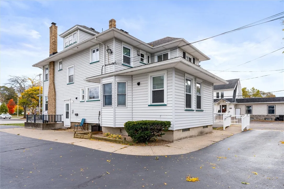 2729 Dewey Avenue, Greece, New York 14616, Greece, New York 14616, 5 Bedrooms Bedrooms, ,3 BathroomsBathrooms,Residential,For Sale,2729 Dewey Avenue, Greece, New York 14616,0,R1647518