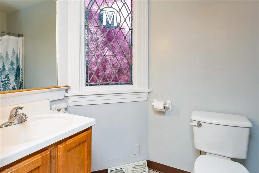 2729 Dewey Avenue, Greece, New York 14616, Greece, New York 14616, 5 Bedrooms Bedrooms, ,3 BathroomsBathrooms,Residential,For Sale,2729 Dewey Avenue, Greece, New York 14616,0,R1647518