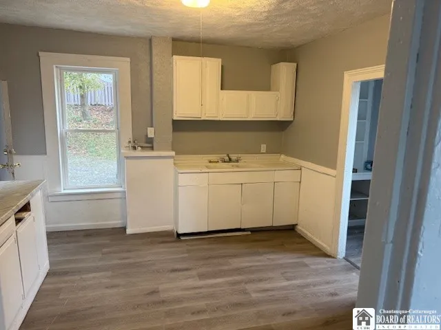 400 Allen Street, Jamestown, New York 14701, Jamestown, New York 14701, 6 Bedrooms Bedrooms, ,3 BathroomsBathrooms,Residential,For Sale,400 Allen Street, Jamestown, New York 14701,0,R1647564