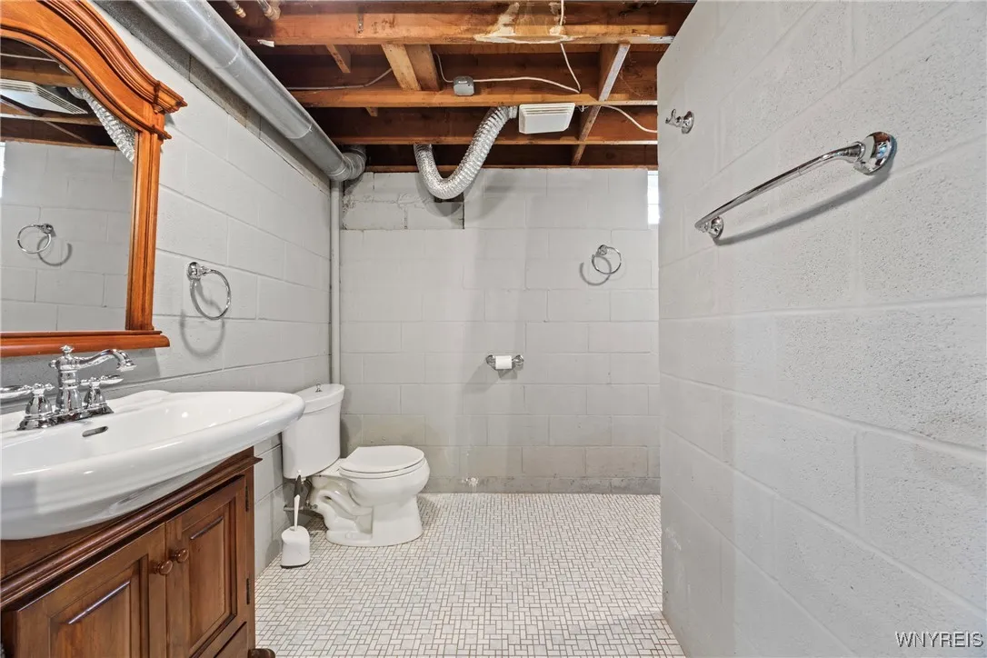 59 Idlewood Drive, Tonawanda, New York 14150, Tonawanda, New York 14150, 3 Bedrooms Bedrooms, 6 Rooms Rooms,2 BathroomsBathrooms,Residential,For Sale,59 Idlewood Drive, Tonawanda, New York 14150,0,B1647372