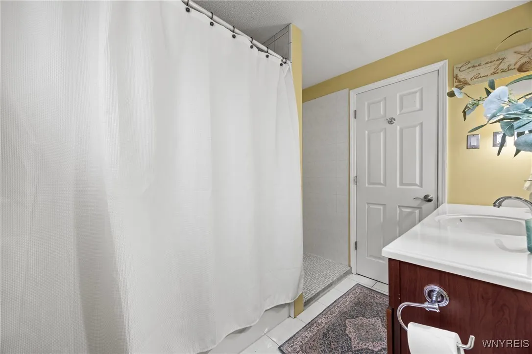 59 Idlewood Drive, Tonawanda, New York 14150, Tonawanda, New York 14150, 3 Bedrooms Bedrooms, 6 Rooms Rooms,2 BathroomsBathrooms,Residential,For Sale,59 Idlewood Drive, Tonawanda, New York 14150,0,B1647372