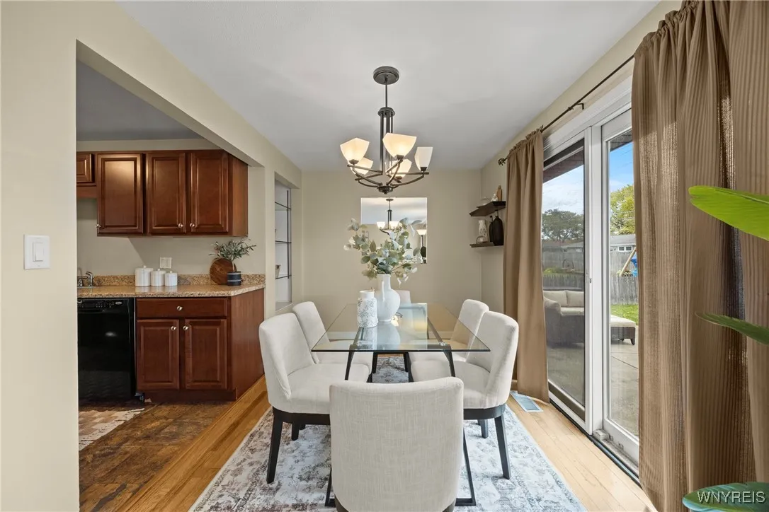 59 Idlewood Drive, Tonawanda, New York 14150, Tonawanda, New York 14150, 3 Bedrooms Bedrooms, 6 Rooms Rooms,2 BathroomsBathrooms,Residential,For Sale,59 Idlewood Drive, Tonawanda, New York 14150,0,B1647372