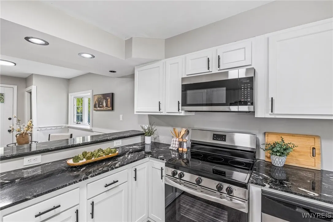 651 Longmeadow Road, Amherst, New York 14226, Amherst, New York 14226, 5 Bedrooms Bedrooms, 10 Rooms Rooms,2 BathroomsBathrooms,Residential,For Sale,651 Longmeadow Road, Amherst, New York 14226,0,B1647569 651 Longmeadow Road, Amherst, New York 14226, Amherst, New York 14226, 5 Bedrooms Bedrooms, 10 Rooms Rooms,2 BathroomsBathrooms,Residential,For Sale,651 Longmeadow Road, Amherst, New York 14226,0,B1647569