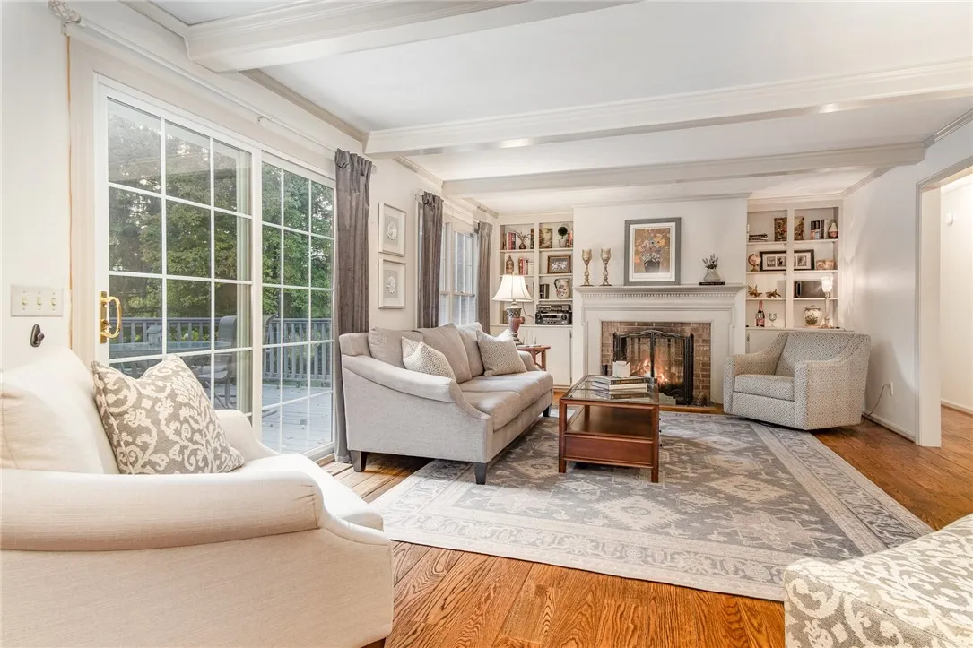 5 Park View Drive, Perinton, New York 14534, Perinton, New York 14534, 4 Bedrooms Bedrooms, 9 Rooms Rooms,2 BathroomsBathrooms,Residential,For Sale,5 Park View Drive, Perinton, New York 14534,0,R1647151