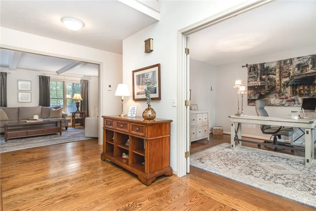 5 Park View Drive, Perinton, New York 14534, Perinton, New York 14534, 4 Bedrooms Bedrooms, 9 Rooms Rooms,2 BathroomsBathrooms,Residential,For Sale,5 Park View Drive, Perinton, New York 14534,0,R1647151