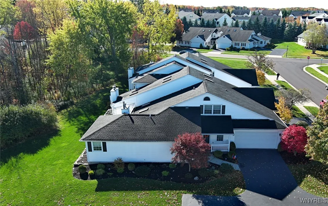 4283 Regents Park, Hamburg, New York 14075, Hamburg, New York 14075, 3 Bedrooms Bedrooms, 11 Rooms Rooms,2 BathroomsBathrooms,Residential,For Sale,4283 Regents Park, Hamburg, New York 14075,0,B1647551