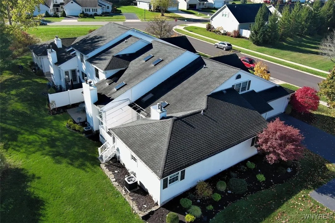 4283 Regents Park, Hamburg, New York 14075, Hamburg, New York 14075, 3 Bedrooms Bedrooms, 11 Rooms Rooms,2 BathroomsBathrooms,Residential,For Sale,4283 Regents Park, Hamburg, New York 14075,0,B1647551