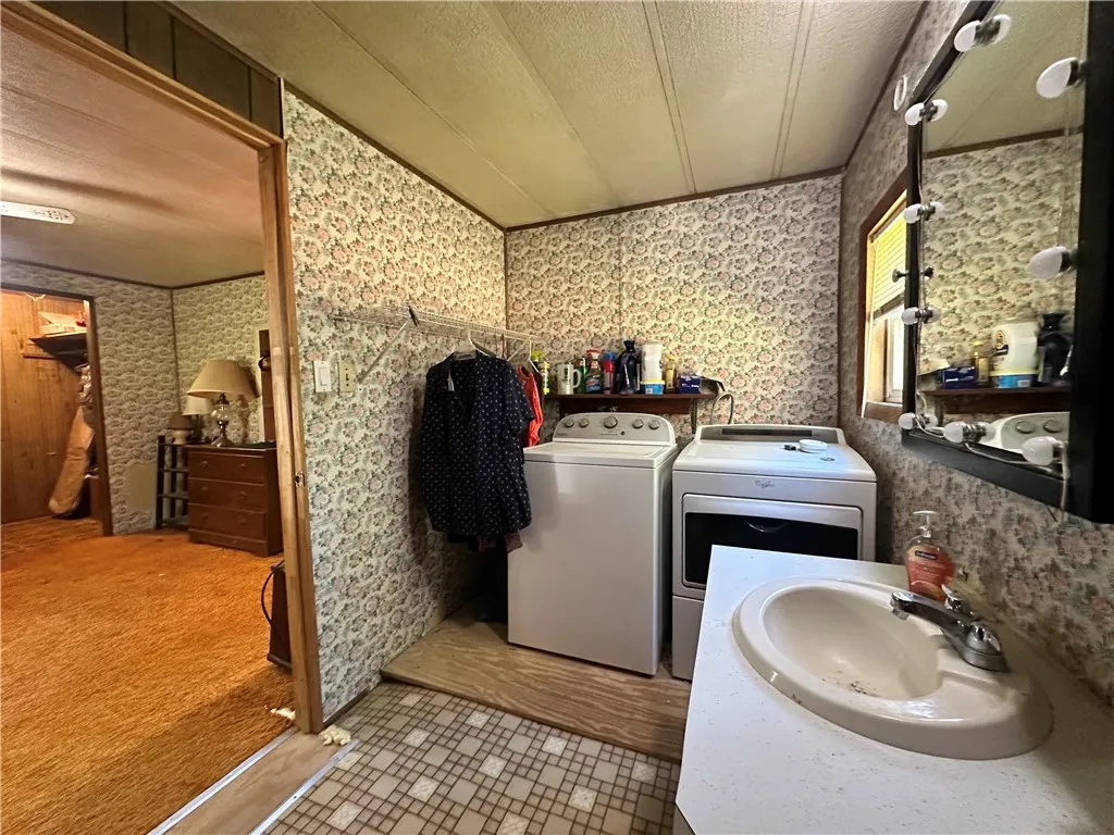 1701 Bronson Hill Road, Dix, New York 14891, Dix, New York 14891, 3 Bedrooms Bedrooms, 7 Rooms Rooms,2 BathroomsBathrooms,Residential,For Sale,1701 Bronson Hill Road, Dix, New York 14891,0,R1646355