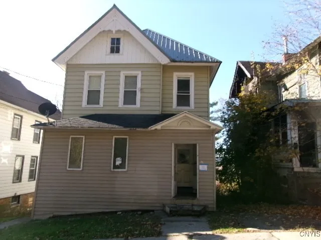 17 Loomis Street, Little Falls City, New York 1336, Little Falls City, New York 13365, 6 Bedrooms Bedrooms, 11 Rooms Rooms,2 BathroomsBathrooms,Residential,For Sale,17 Loomis Street, Little Falls City, New York 1336,0,S1647552