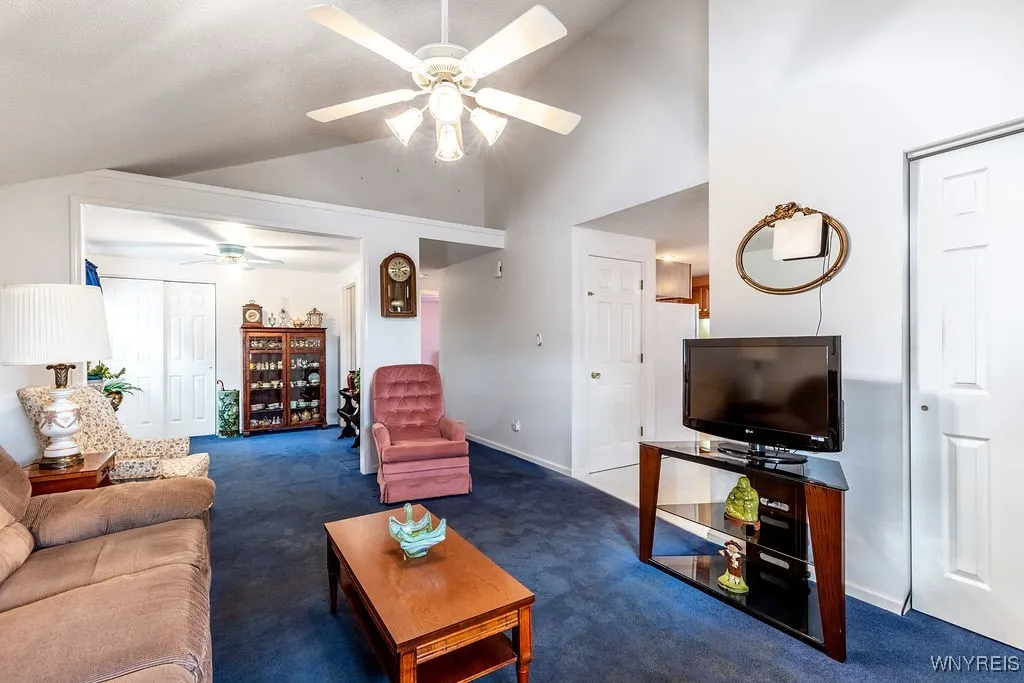 450 University Avenue, Tonawanda, New York 14223, Tonawanda, New York 14223, 2 Bedrooms Bedrooms, 5 Rooms Rooms,1 BathroomBathrooms,Residential,For Sale,450 University Avenue, Tonawanda, New York 14223,0,B1647395