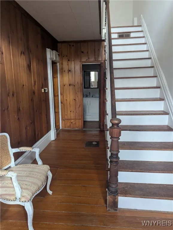 Unit 1 front hall