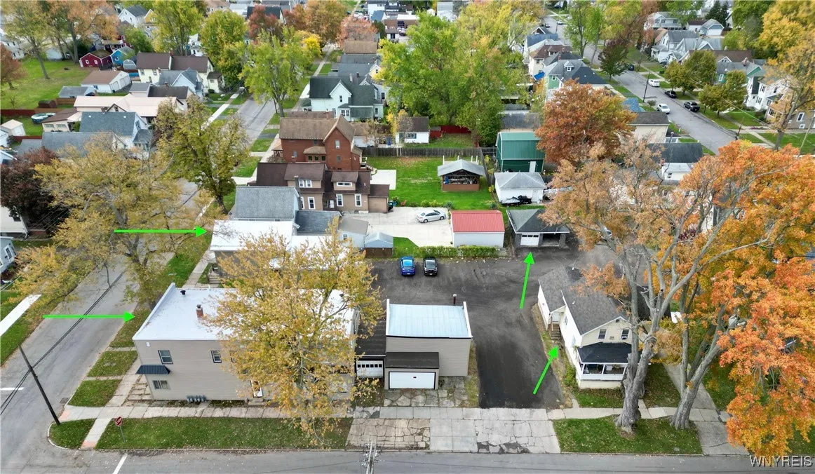 352 Fletcher Street, Tonawanda, New York 14150, Tonawanda, New York 14150, 7 Bedrooms Bedrooms, ,Multi Family,For Sale,352 Fletcher Street, Tonawanda, New York 14150,0,B1647586