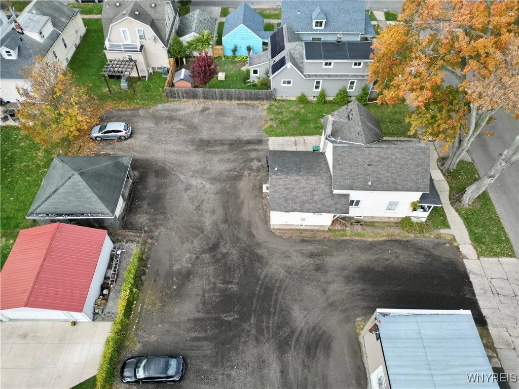 352 Fletcher Street, Tonawanda, New York 14150, Tonawanda, New York 14150, 7 Bedrooms Bedrooms, ,Multi Family,For Sale,352 Fletcher Street, Tonawanda, New York 14150,0,B1647586