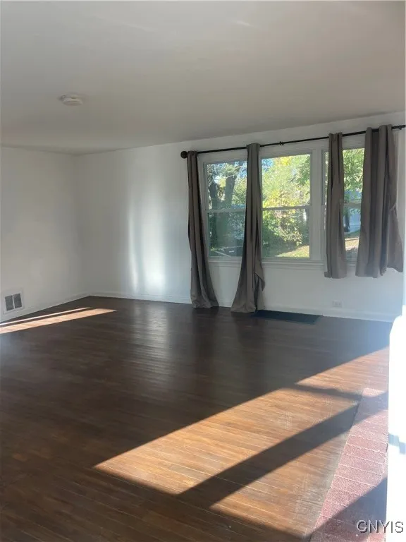 277 Us Route 11, Hastings, New York 13036, Hastings, New York 13036, 2 Bedrooms Bedrooms, 6 Rooms Rooms,1 BathroomBathrooms,Residential Lease,For Rent,277 Us Route 11, Hastings, New York 13036,0,S1647422