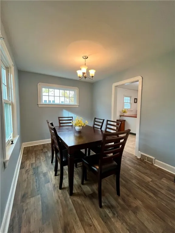 518 Larchmont Road, Elmira, New York 14905, Elmira, New York 14905, 2 Bedrooms Bedrooms, 6 Rooms Rooms,1 BathroomBathrooms,Residential,For Sale,518 Larchmont Road, Elmira, New York 14905,0,R1647580