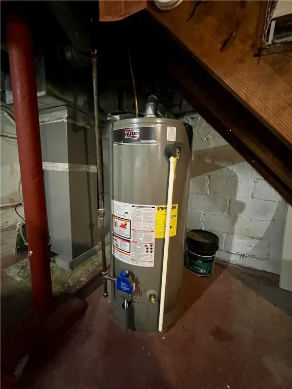 518 Larchmont Road, Elmira, New York 14905, Elmira, New York 14905, 2 Bedrooms Bedrooms, 6 Rooms Rooms,1 BathroomBathrooms,Residential,For Sale,518 Larchmont Road, Elmira, New York 14905,0,R1647580