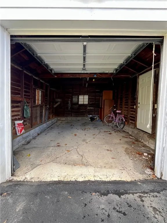 518 Larchmont Road, Elmira, New York 14905, Elmira, New York 14905, 2 Bedrooms Bedrooms, 6 Rooms Rooms,1 BathroomBathrooms,Residential,For Sale,518 Larchmont Road, Elmira, New York 14905,0,R1647580