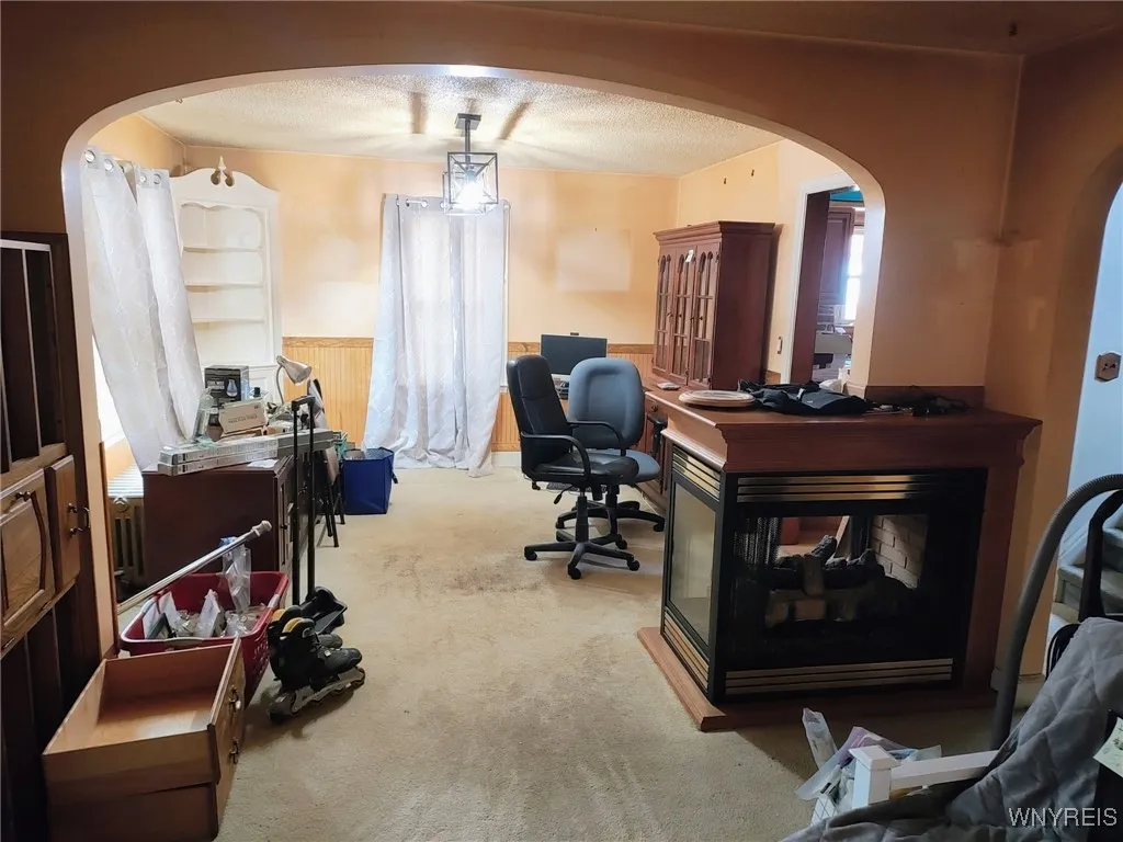 4096 Beach Ridge Road, Pendleton, New York 14120, Pendleton, New York 14120, 3 Bedrooms Bedrooms, 6 Rooms Rooms,1 BathroomBathrooms,Residential,For Sale,4096 Beach Ridge Road, Pendleton, New York 14120,0,B1647437