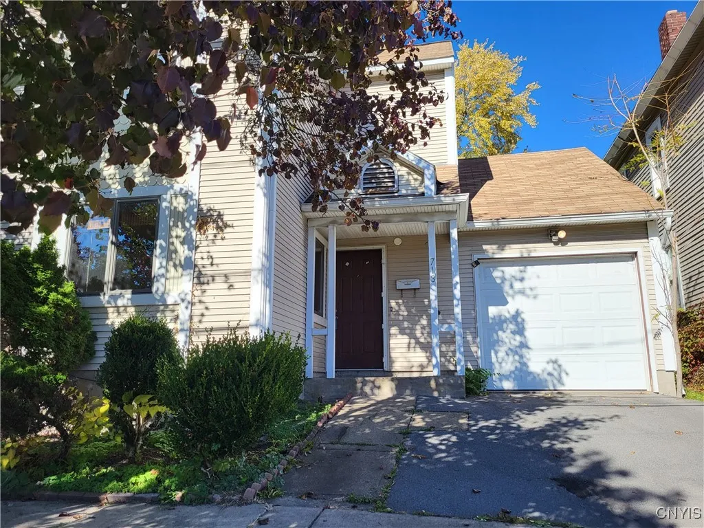 713 Hawley Avenue, Syracuse, New York 13203, Syracuse, New York 13203, 3 Bedrooms Bedrooms, 6 Rooms Rooms,1 BathroomBathrooms,Residential,For Sale,713 Hawley Avenue, Syracuse, New York 13203,0,S1647177